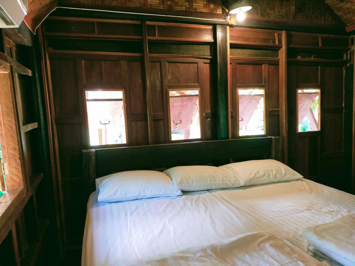 Baanthaeraek Vintage Bungalow Songkhla Exterior photo